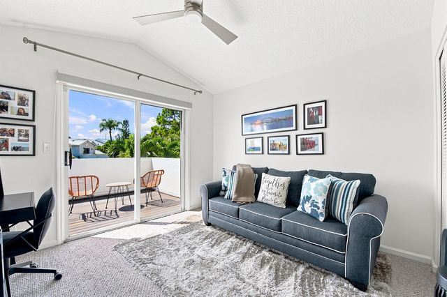 17070 Boca Club Boulevard 1, Boca Raton, FL 33487