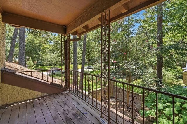 6618 Stoney River Drive, Spring, TX 77379