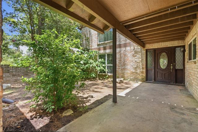 6618 Stoney River Drive, Spring, TX 77379