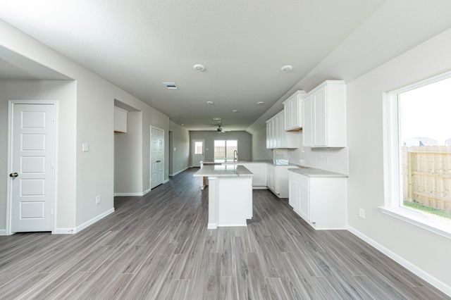 1893 Glacier Gorge Trail, Dayton, TX 77535