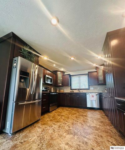7406 66th Street, Nehawka, NE 68413
