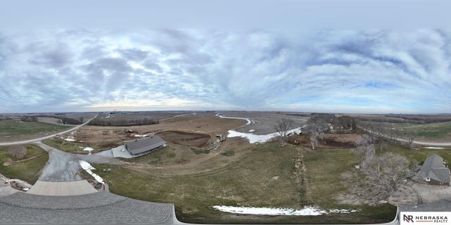 7406 66th Street, Nehawka, NE 68413