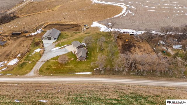 7406 66th Street, Nehawka, NE 68413