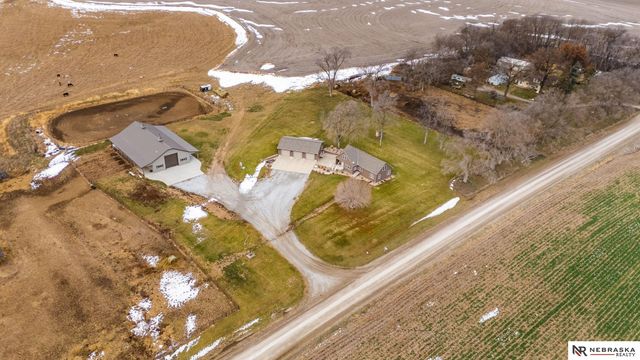 7406 66th Street, Nehawka, NE 68413
