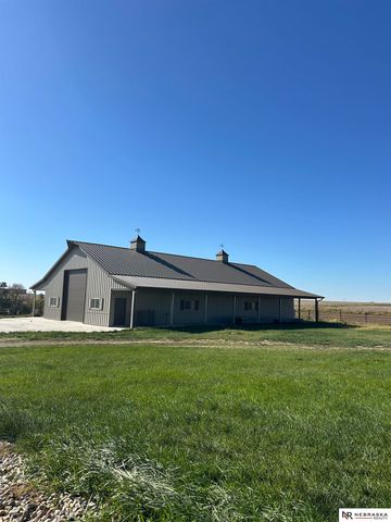 7406 66th Street, Nehawka, NE 68413