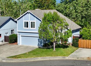 1106 Noyo Pl, Santa Rosa, CA 95401