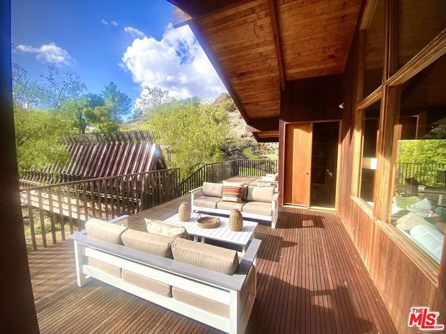 421 Westlake Boulevard, Malibu, CA 90265