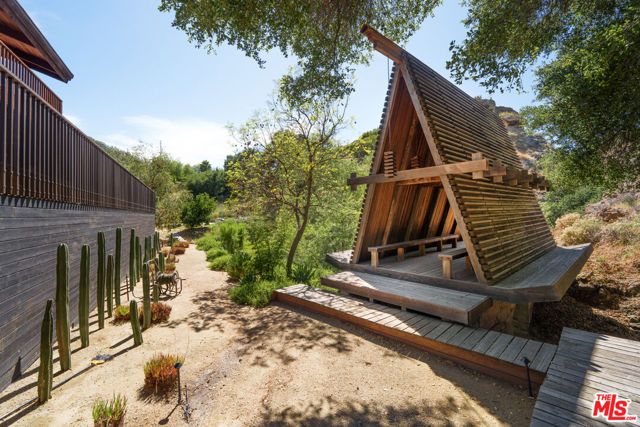 421 Westlake Boulevard, Malibu, CA 90265