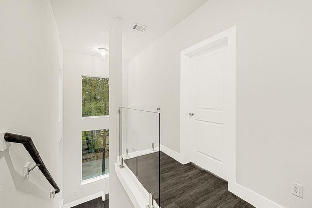 6719 Saint Augustine Street, Houston, TX 77021