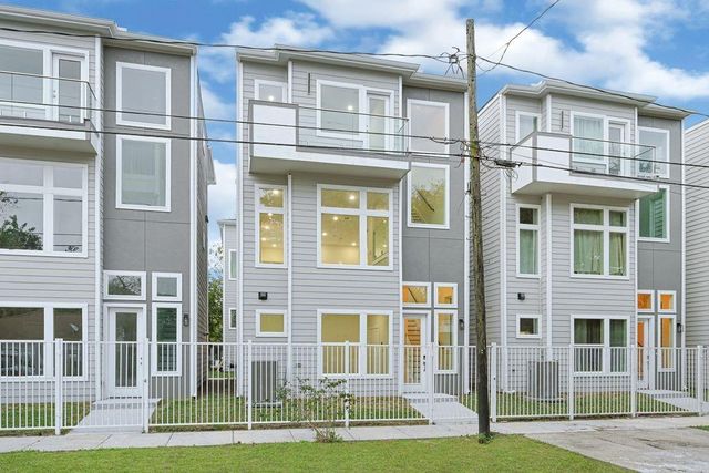 6719 Saint Augustine Street, Houston, TX 77021