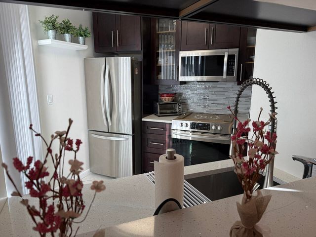 10451 W Broward Boulevard 306, Plantation, FL 33324