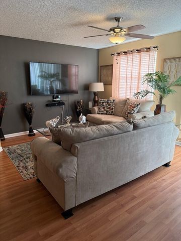 10451 W Broward Boulevard 306, Plantation, FL 33324