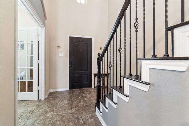 1012 Seclusion Cove, Mckinney, TX 75072