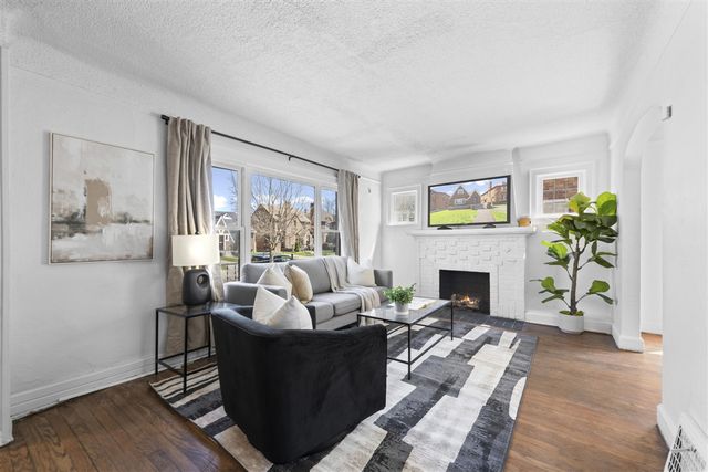 5541 Grayton Street, Detroit, MI 48224