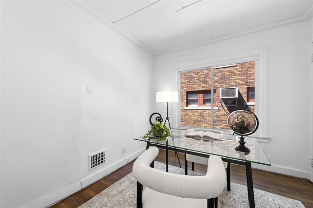 5541 Grayton Street, Detroit, MI 48224