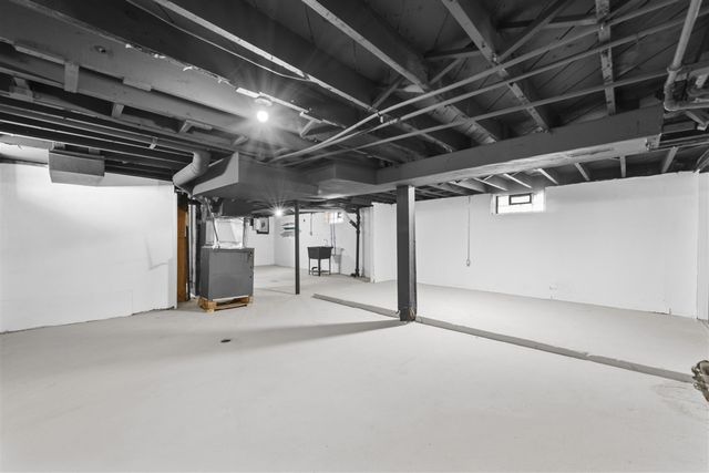 5541 Grayton Street, Detroit, MI 48224