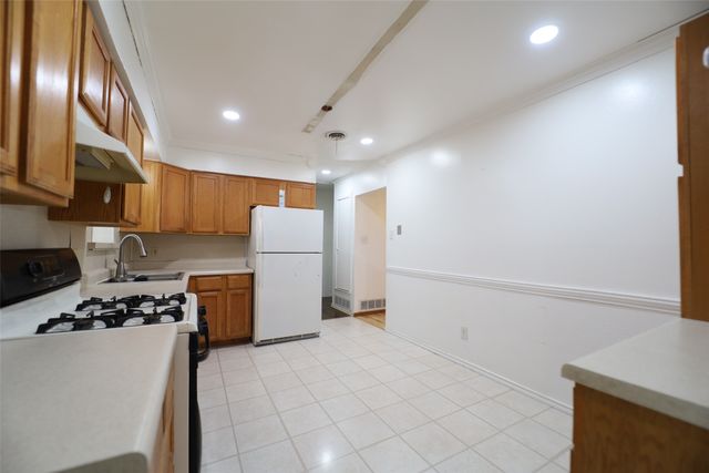 1914 Del Oak Drive, Mesquite, TX 75149