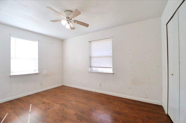 1914 Del Oak Drive, Mesquite, TX 75149