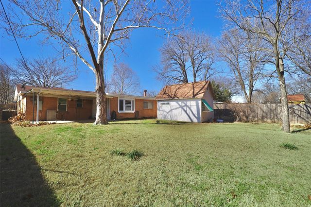 1914 Del Oak Drive, Mesquite, TX 75149