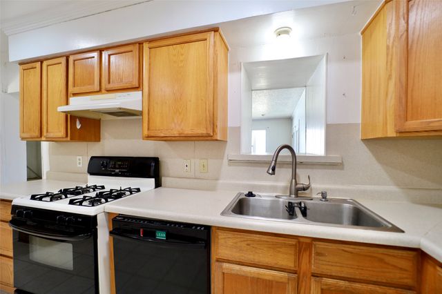 1914 Del Oak Drive, Mesquite, TX 75149