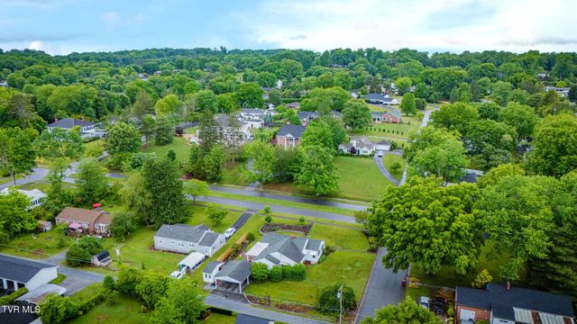 706 East Holston Avenue, Johnson City, TN 37601