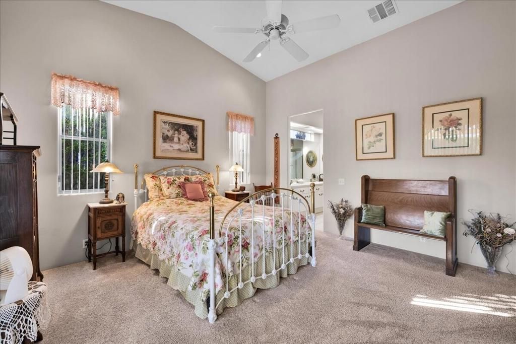 Image 17 of property listing at 50915 Paloma Court, La Quinta, CA 92253