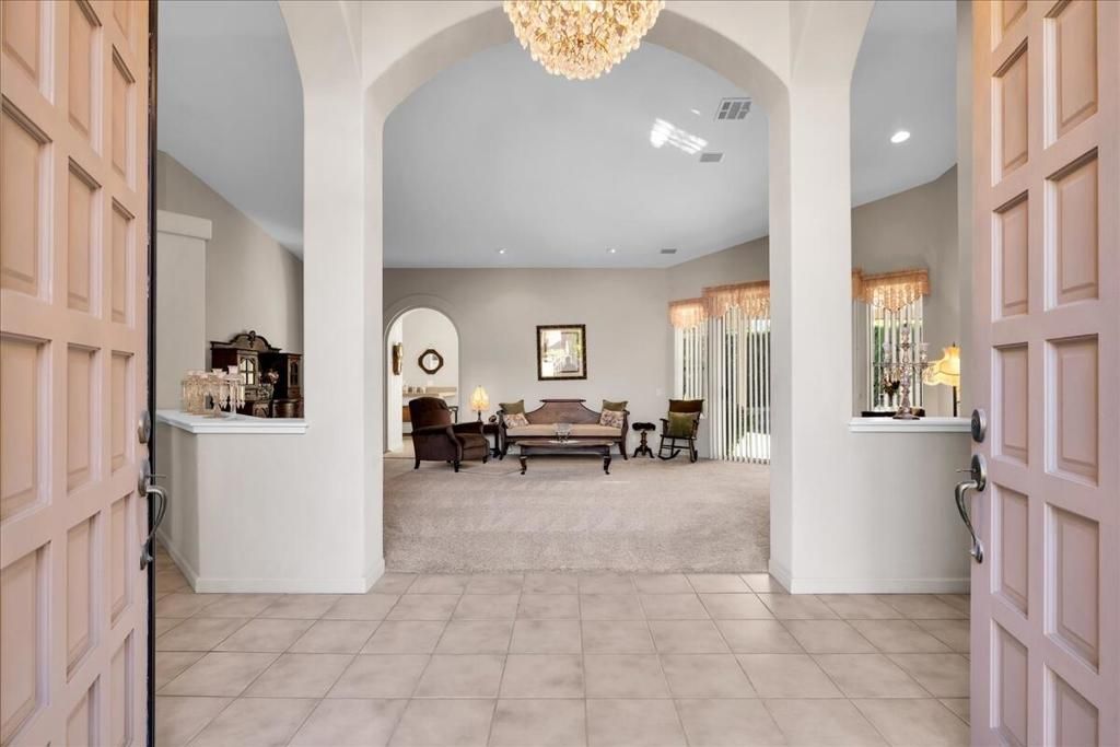 Image 4 of property listing at 50915 Paloma Court, La Quinta, CA 92253