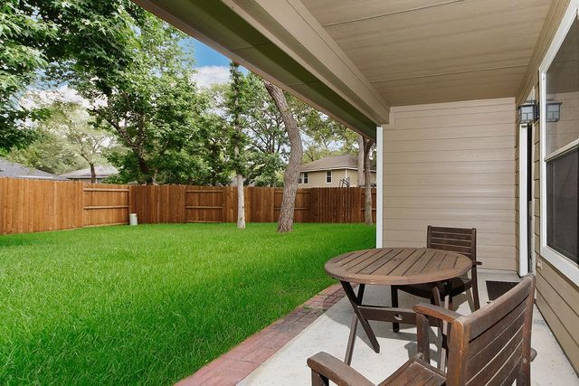 139 S Vesper Bend Circle, The Woodlands, TX 77382