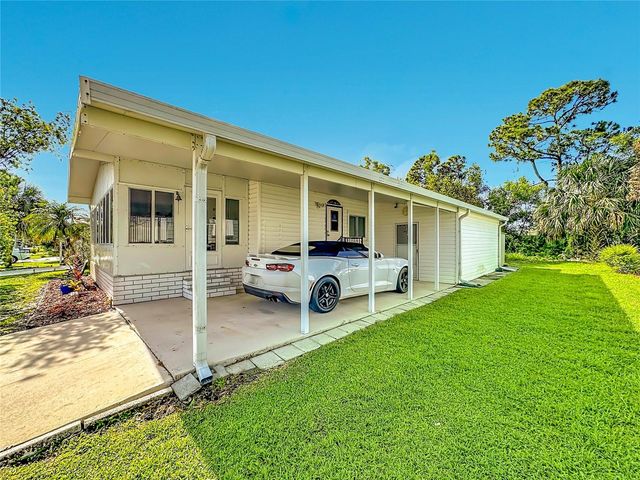 8227 CINNAMON LANE, Port St Lucie, FL 34952