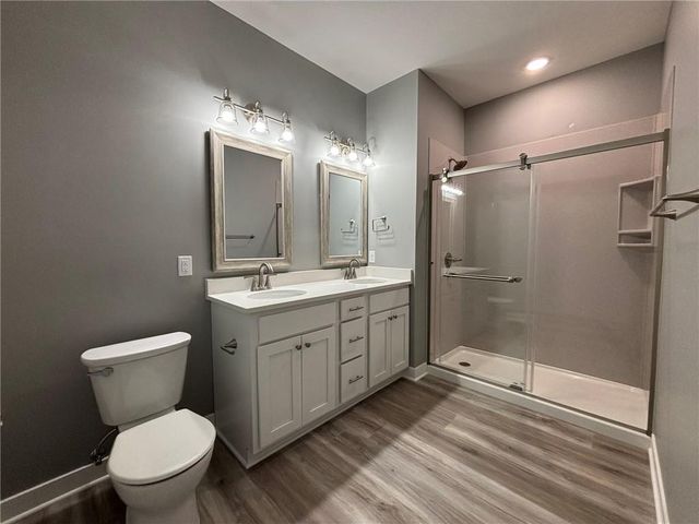 4803 S Creek Woods Drive, St Joseph, MO 64507