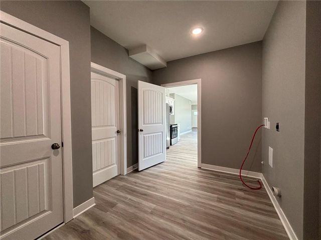 4803 S Creek Woods Drive, St Joseph, MO 64507