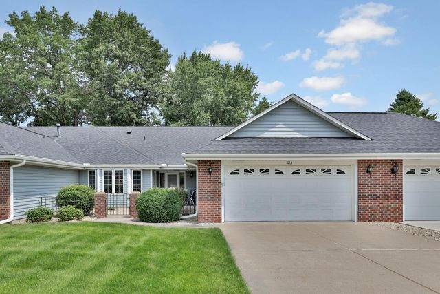 1123 Lois Court, Shoreview, MN 55126