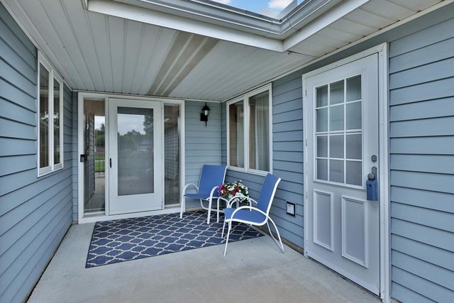 1123 Lois Court, Shoreview, MN 55126