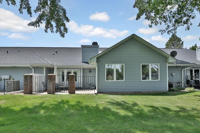 1123 Lois Court, Shoreview, MN 55126
