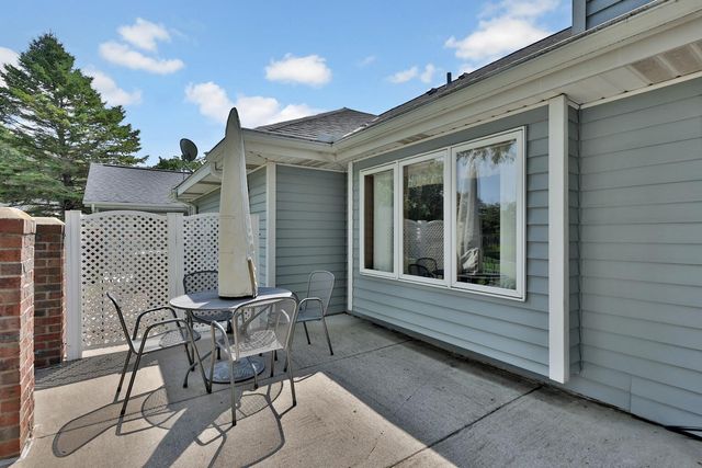 1123 Lois Court, Shoreview, MN 55126