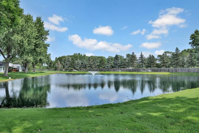 1123 Lois Court, Shoreview, MN 55126