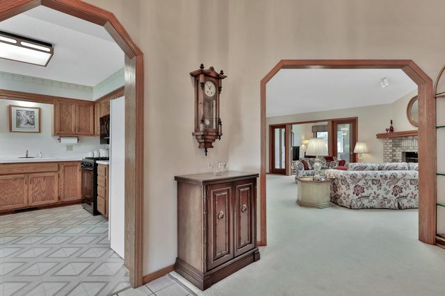 1123 Lois Court, Shoreview, MN 55126