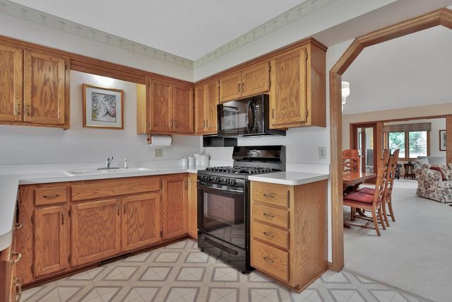 1123 Lois Court, Shoreview, MN 55126