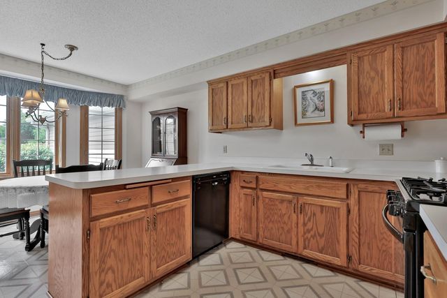 1123 Lois Court, Shoreview, MN 55126