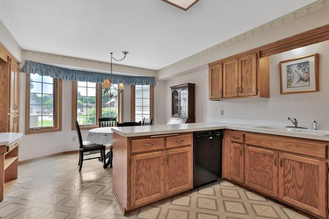 1123 Lois Court, Shoreview, MN 55126