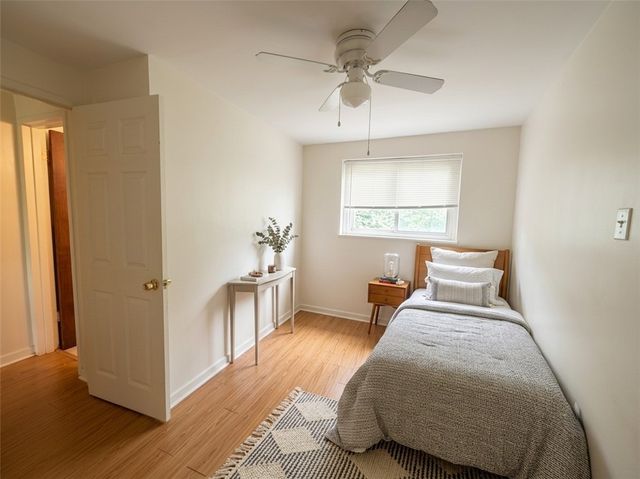 121 Glencoe Drive, West Mifflin, PA 15122