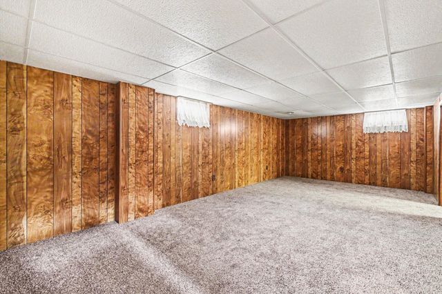 3105 AVENUE I, Council Bluffs, IA 51501