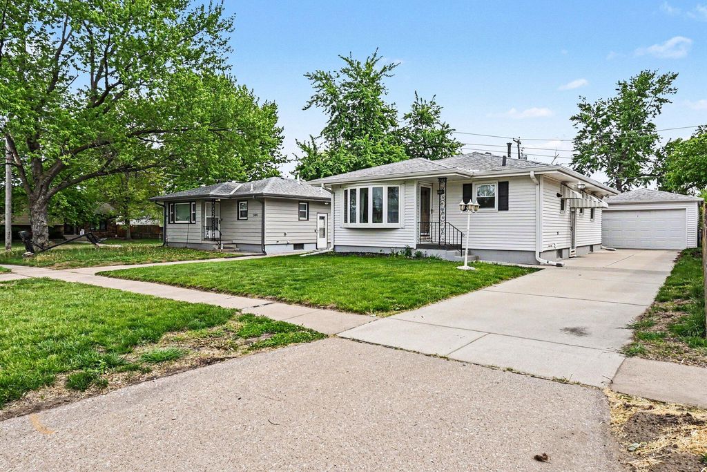 3105 AVENUE I, Council Bluffs, IA 51501