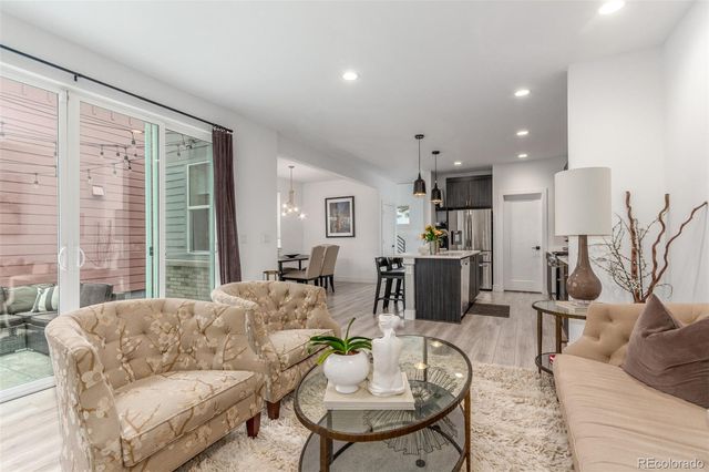 21451 E 60th Avenue, Aurora, CO 80019