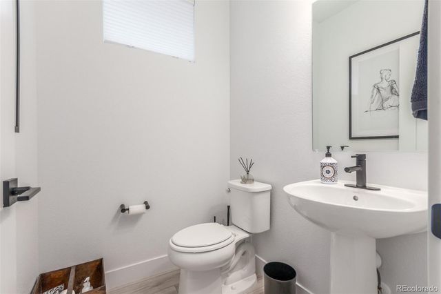 21451 E 60th Avenue, Aurora, CO 80019