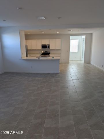 3113 S 156th Avenue, Goodyear, AZ 85338