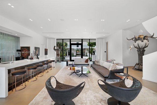 6411 Allison Rd, Miami Beach, FL 33141