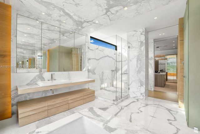 6411 Allison Rd, Miami Beach, FL 33141