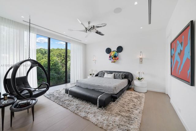 6411 Allison Rd, Miami Beach, FL 33141