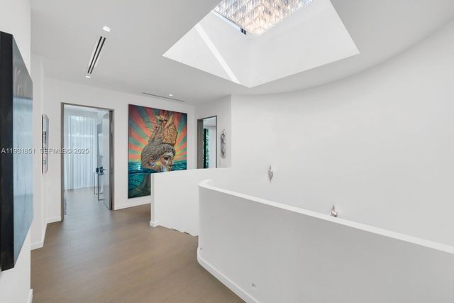 6411 Allison Rd, Miami Beach, FL 33141